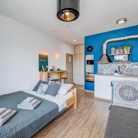 Downtown Apartment *